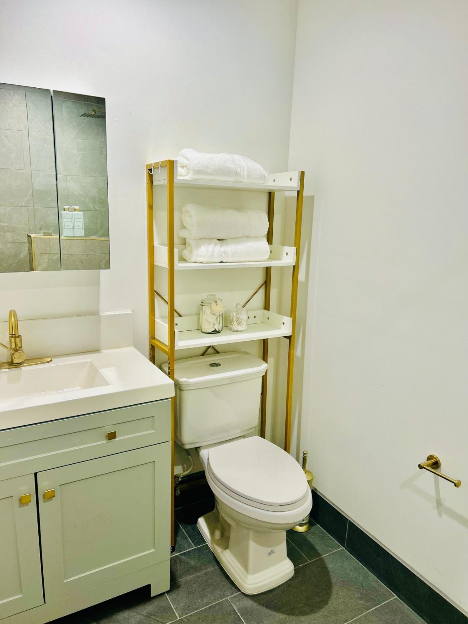 Newly Built Stylish Modern 2b In La *